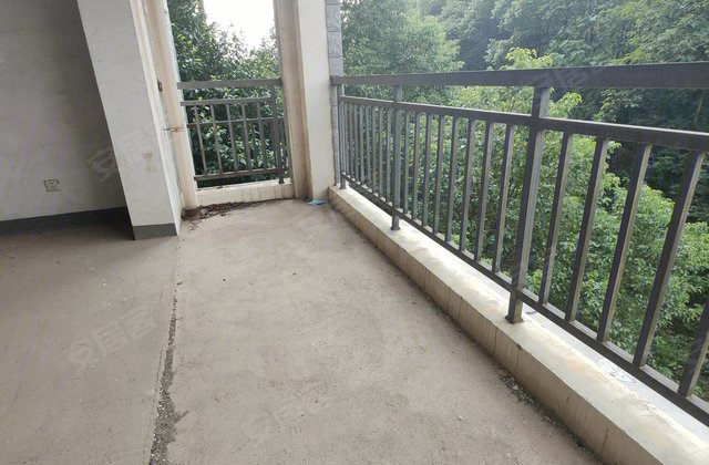 淞雅苑3室2厅132㎡84万二手房图片