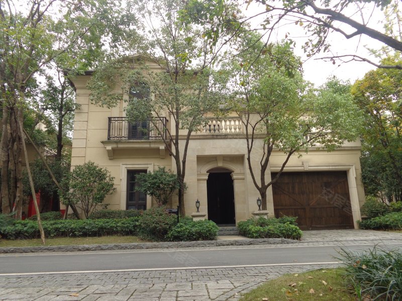 万科五龙山蓝山别墅