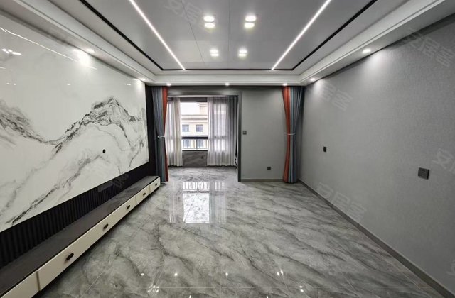 现代森林国际城4室2厅138㎡73.8万二手房图片