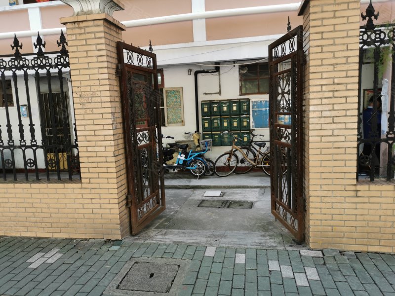 友谊路12-32号小区 