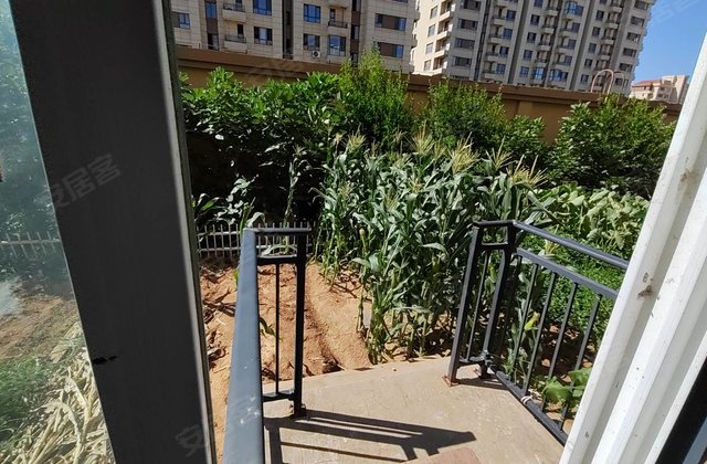 五洲太阳城天鸽园3室2厅90㎡57.8万二手房图片