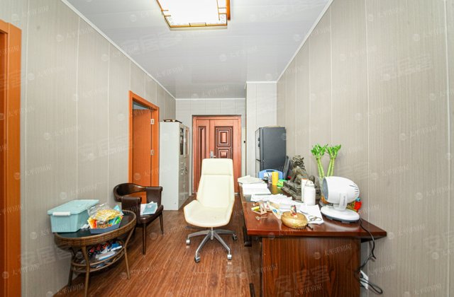 江南文化园5室2厅187.36㎡758万二手房图片