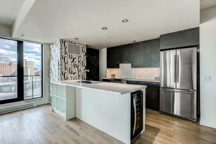 加拿大魁北克省蒙特利尔约¥500万CanadaMontreal1085 Rue Smith #911House出售二手房公寓图片