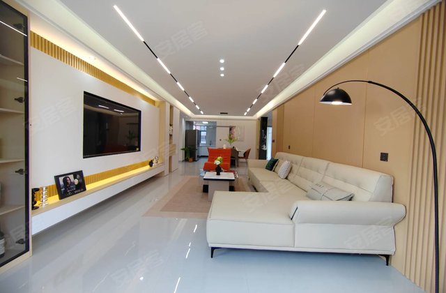 高铁壹号4室2厅139.35㎡61.8万二手房图片