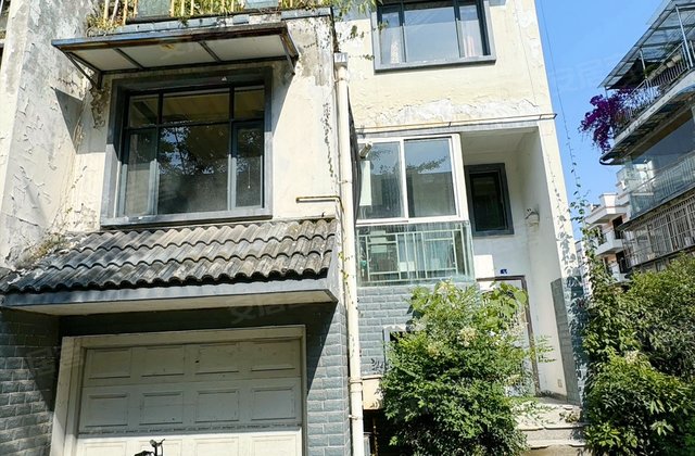 竹苑(都江堰)4室2厅238.6㎡167万二手房图片