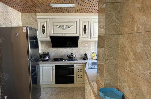 总府壹号3室2厅183.83㎡235万二手房图片