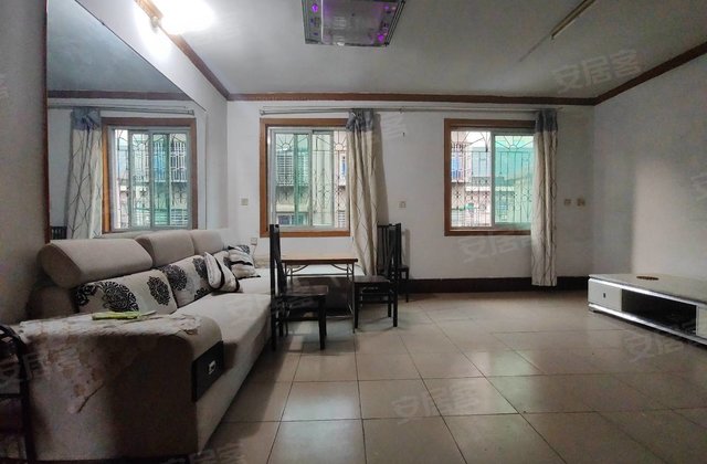 飞机坪小区4室2厅112㎡36.8万二手房图片