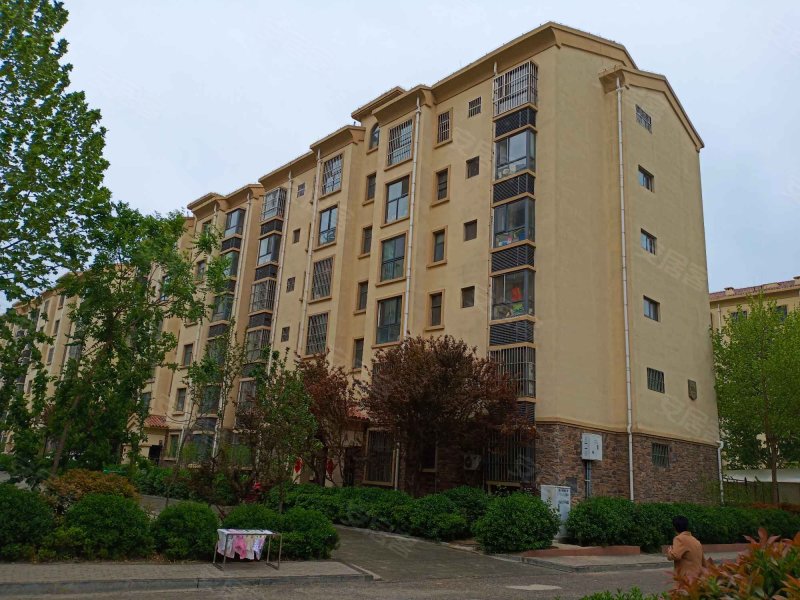 翡翠城(公寓住宅)