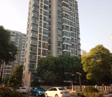 上海花园,电梯好楼层.