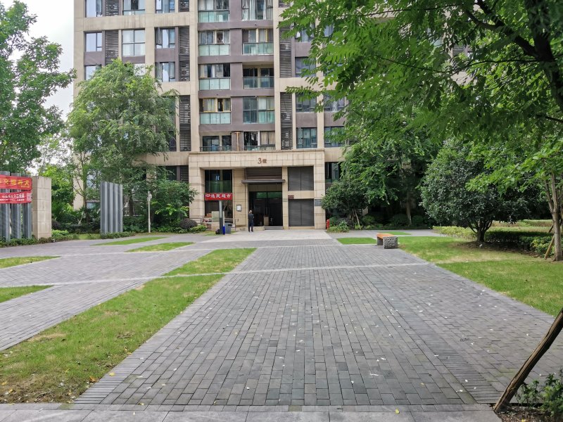 鲁能星城十三街区