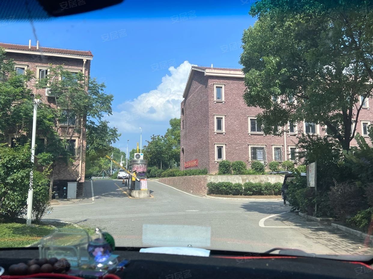 武汉房产网>武汉二手房>黄陂二手房>武湖二手房>愉景湾>