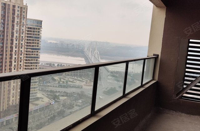 吾悦公馆3室2厅100㎡79.7万二手房图片