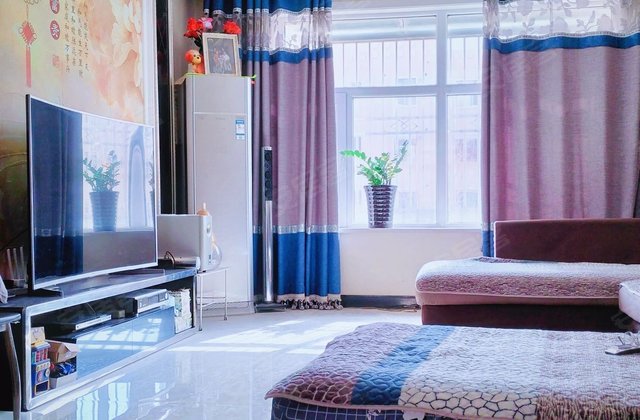 金盾小区(高昌)3室2厅123.89㎡53万二手房图片