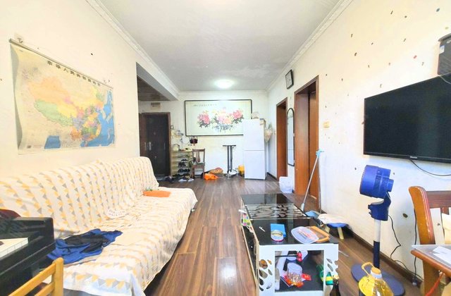 青山区29街坊2室2厅1卫72㎡南北58万