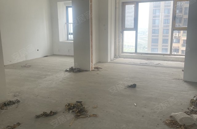 华鸿中央公园(龙港)5室2厅127.26㎡165万二手房图片