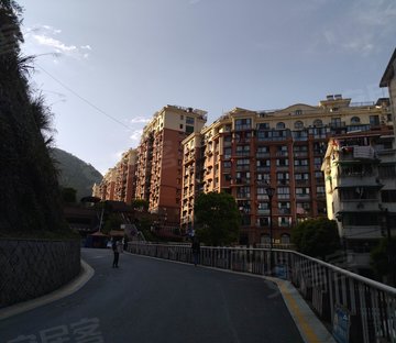 翡翠成堡