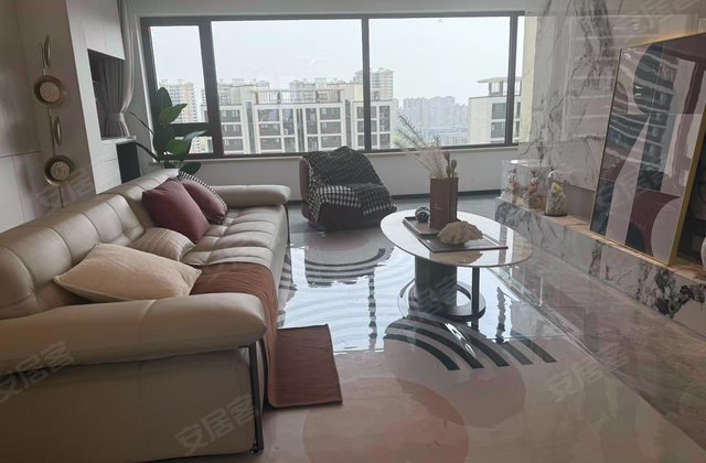 铂樾怡庭4室2厅142.9㎡150万二手房图片