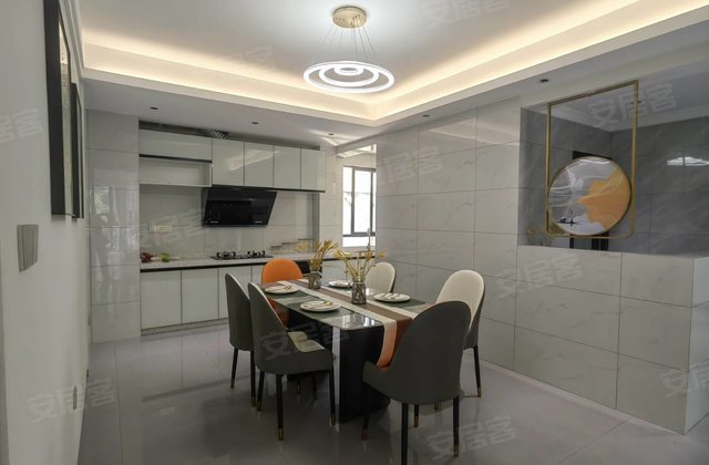 阳光中央公园4室2厅140㎡55万二手房图片