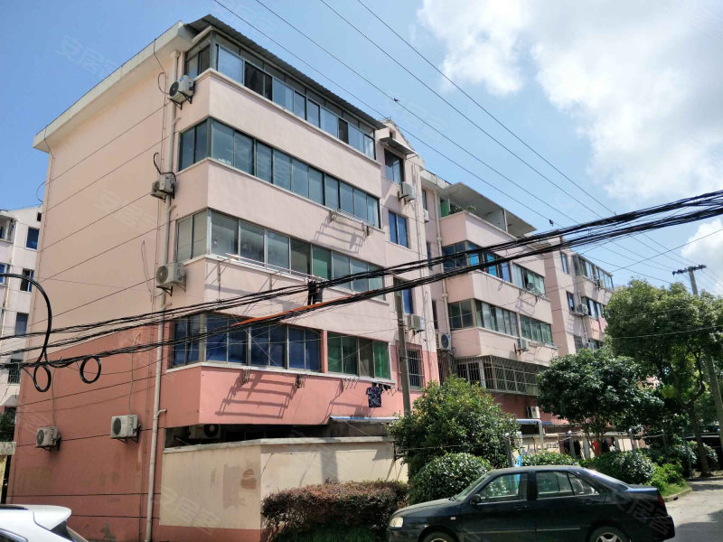 东翔路80弄小区