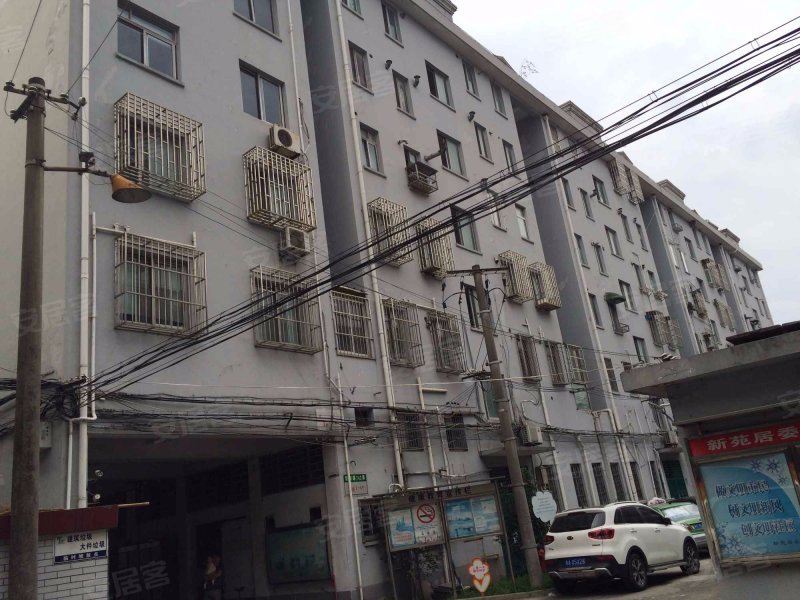 新川路742弄小区 