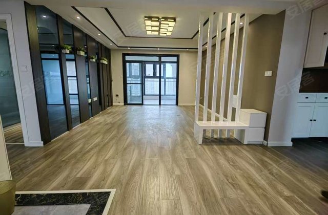 中都巴黎城4室2厅130.39㎡73万二手房图片