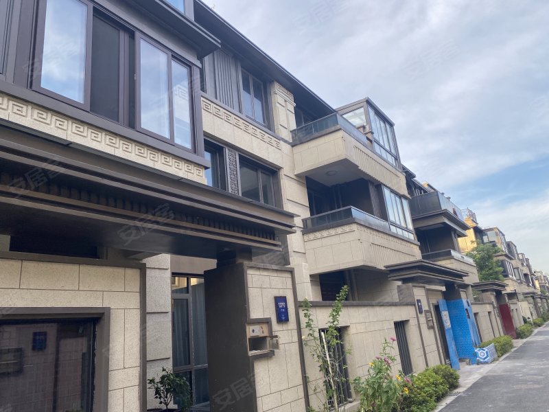 绿地朱家角1号(二期别墅)