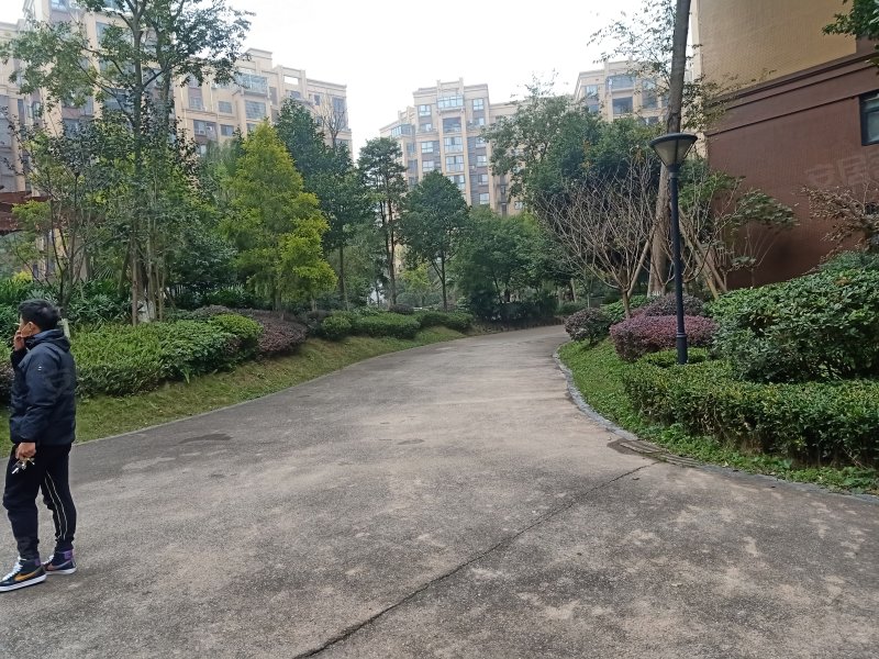 圣特罗佩,名景路200号-资阳圣特罗佩二手房,租房,房价-资阳安居客