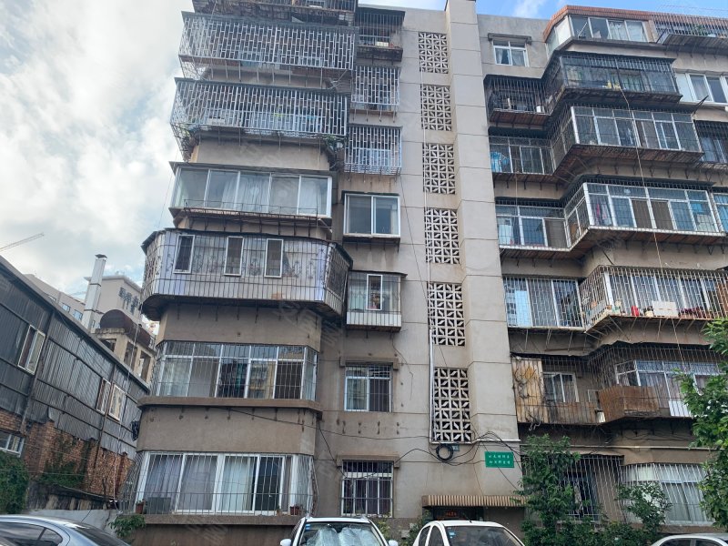 江岸小区民族中学职工宿舍,白云路644号-昆明江岸小区民族中学职工