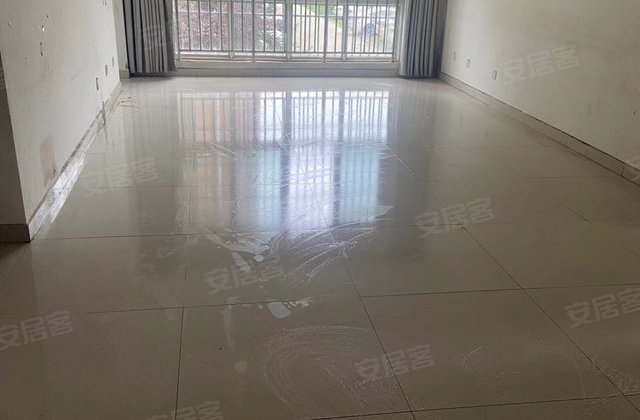 育龙庄园3室2厅128㎡97万二手房图片