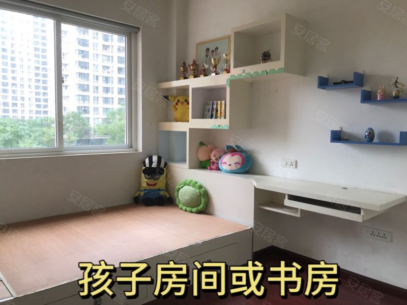 新港花苑3室2厅2卫111㎡东85.2万