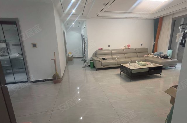 明丰壹号公馆4室2厅154.6㎡92.6万二手房图片