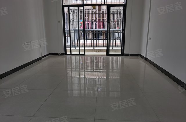 恒裕花园3室2厅98㎡35万二手房图片