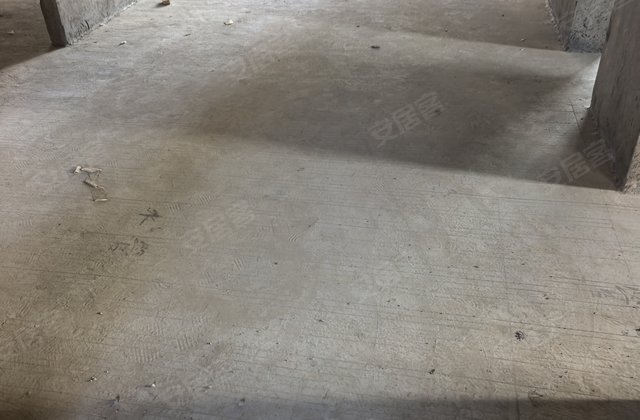 锦天空港学府4室2厅117.17㎡72万二手房图片