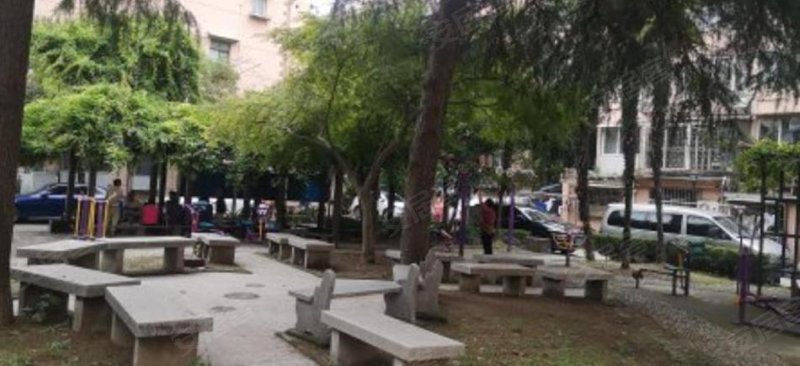 思浦路16弄小区 