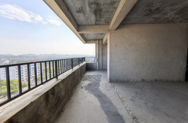 裕达裕嘉园4室2厅139㎡45万二手房图片