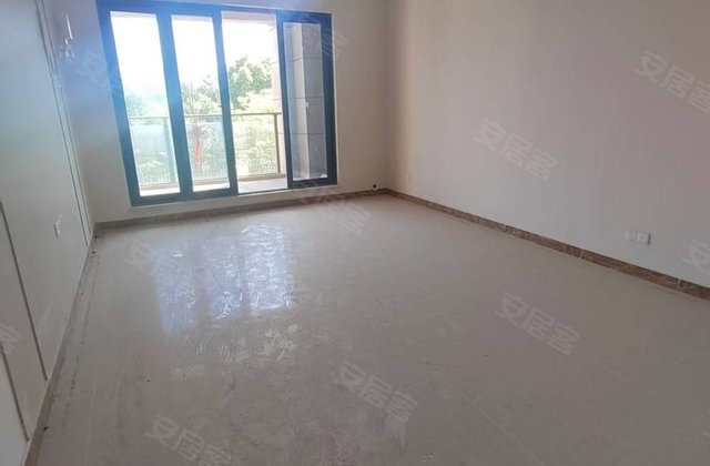 恒大新城3室2厅140㎡77万二手房图片