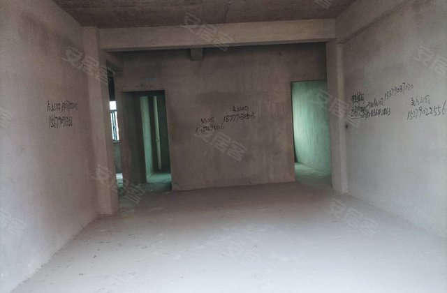 日出东辉3室2厅112㎡43万二手房图片