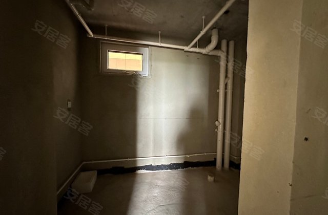 润康家园3室2厅138.6㎡53万二手房图片