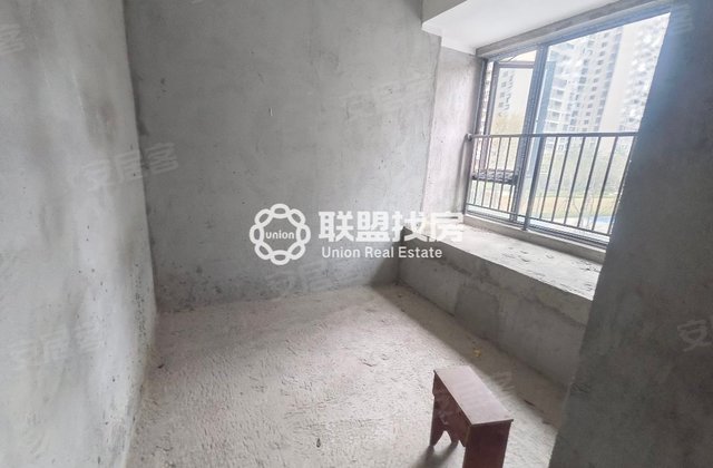 融创九棠府3室2厅100.46㎡40.8万二手房图片