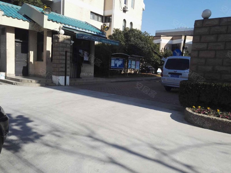 上海花园(公寓住宅) 