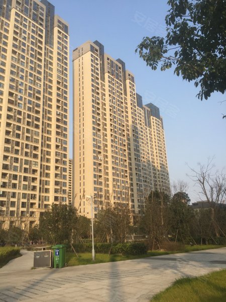 环球东方港城(南区)