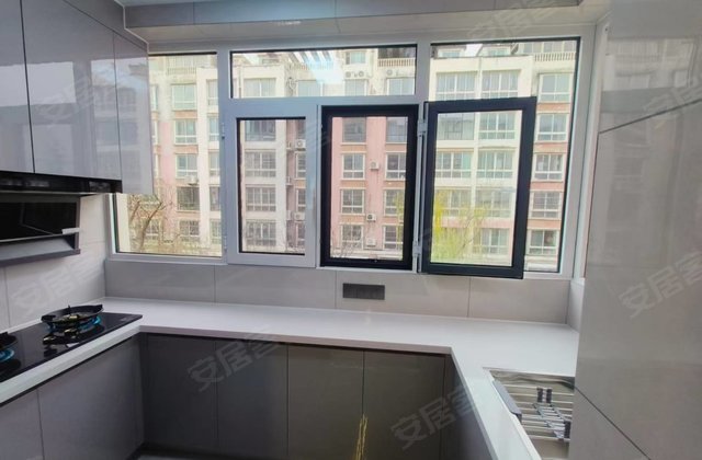 悦居园小区3室2厅141.45㎡64.5万二手房图片