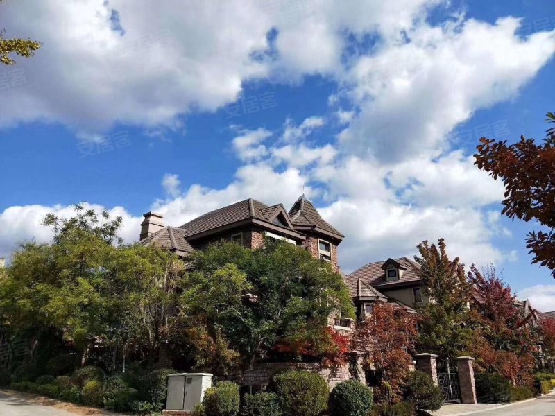 保利十二橡树庄园