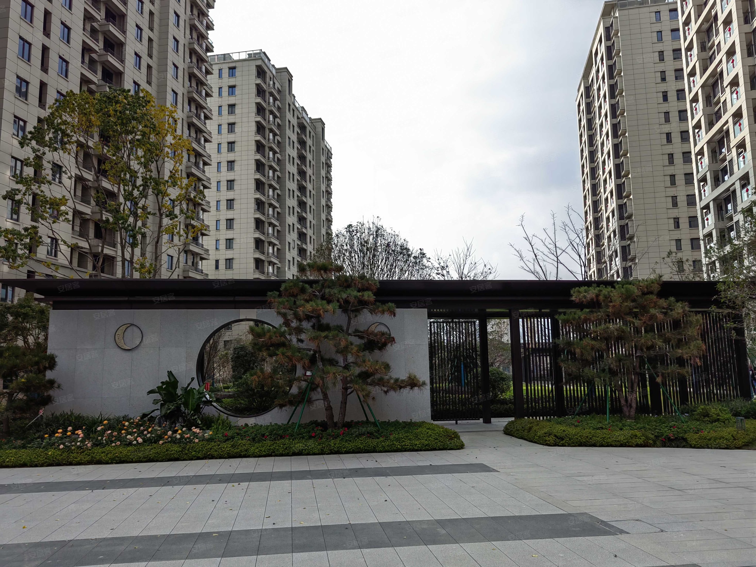 宁波房产网>宁波二手房>奉化二手房>莼湖二手房>山海珑湾>