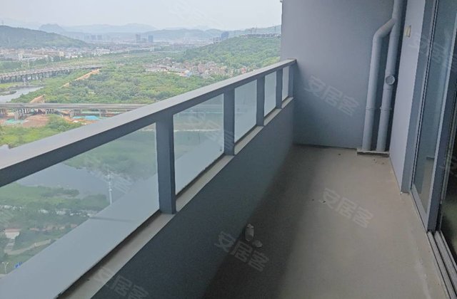 观河盛世府4室2厅162㎡150万二手房图片