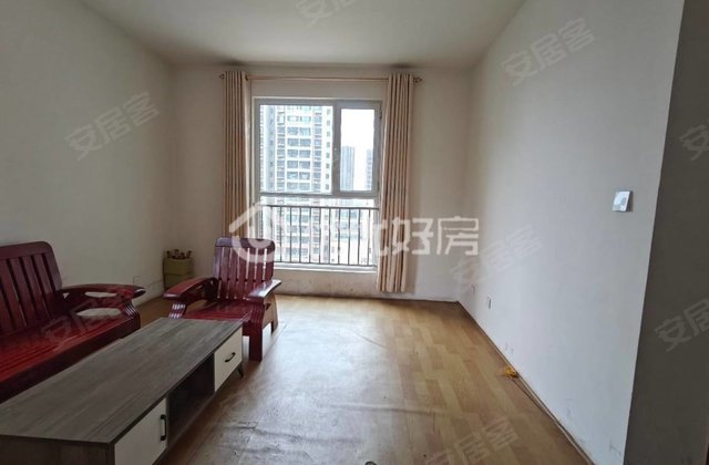 名人嘉苑3室2厅128㎡73万二手房图片