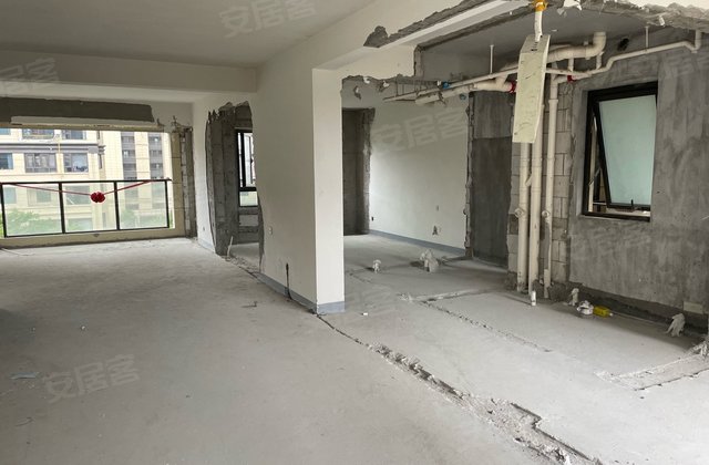 华董城中府4室2厅120㎡148万二手房图片