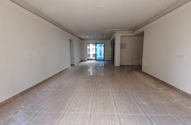 博白碧桂园4室2厅271㎡118.6万二手房图片