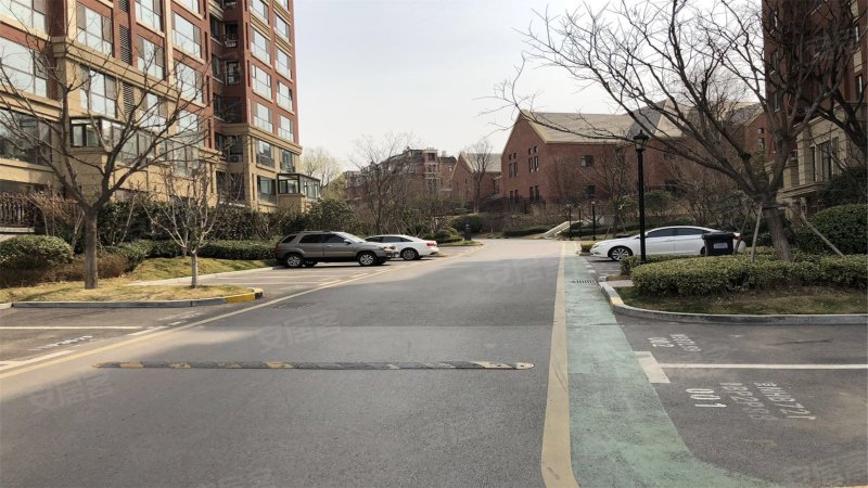 青特赫山(别墅)