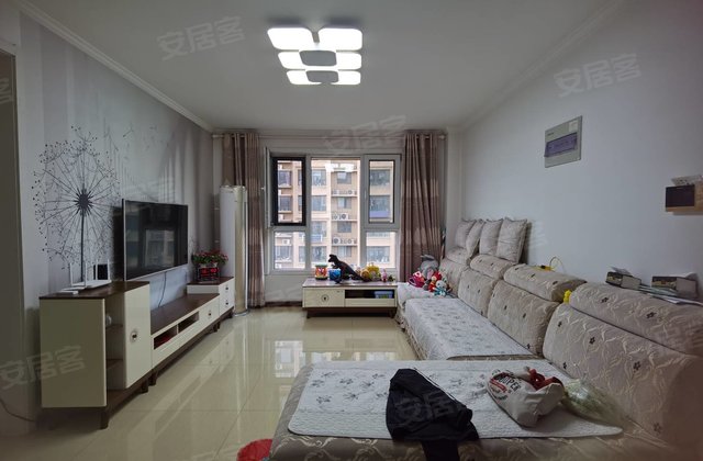 帝景湾3室2厅111㎡65万二手房图片